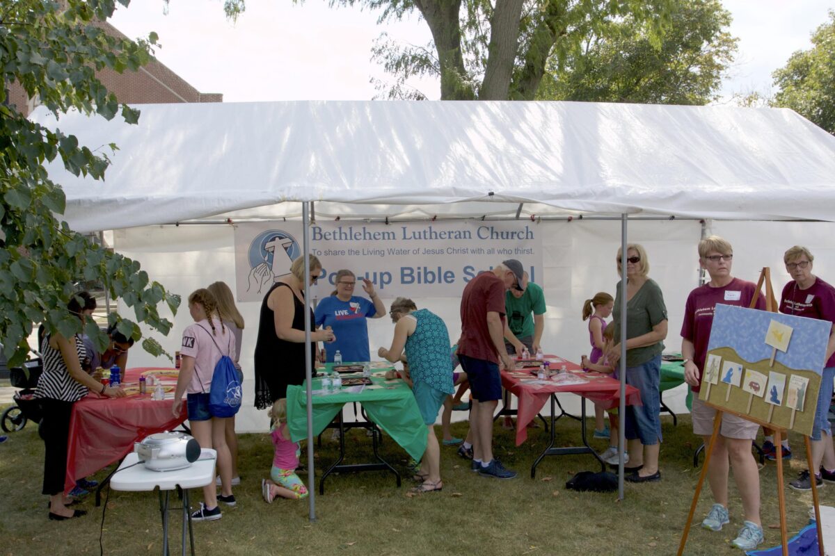 Outdoor Bible School at Bethlehem Lutheran Church in West Dundee, IL